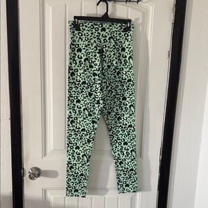 NWOT Women’s Mint Green Leopard Print Leggings